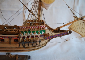 Galleon Golden Hind (1575 g) England