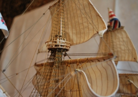 Galleon Golden Hind (1575 g) England