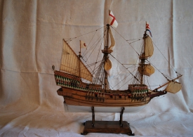 Galeon the Golden Hind (1575 g) England